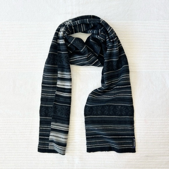 Merrel Fair Isle Style Scarf - Picture 6 of 10